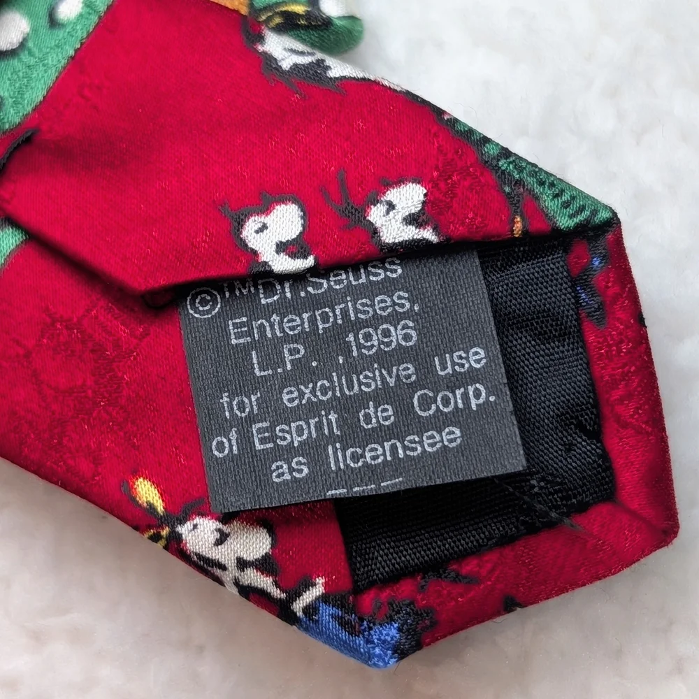 Dr. Seuss How The Grinch Stole Christmas 100% Silk Red & Green Holiday Neck Tie